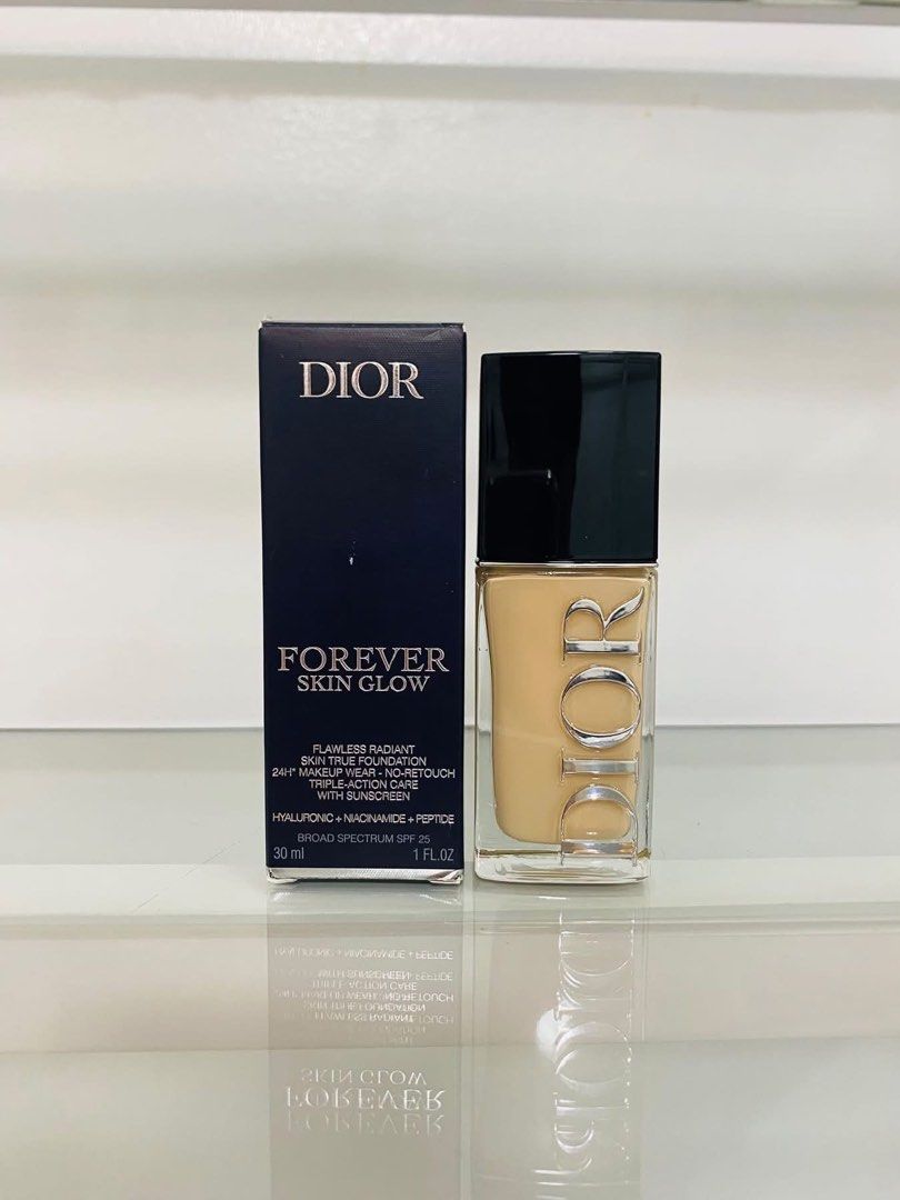 DIOR Forever Skin Glow Foundation (Category: Makeup) located in Bulacan. Submitted by shopwithme_23 (Listing ID 1466678481, Image 1). Description: •💯authentic (money back guaranteed if proven fake) •with box •30ml - full size Shades: 00N 0W 0.5N ₱3,999 onlyyyy (lp na po ‘to, paubos sale).