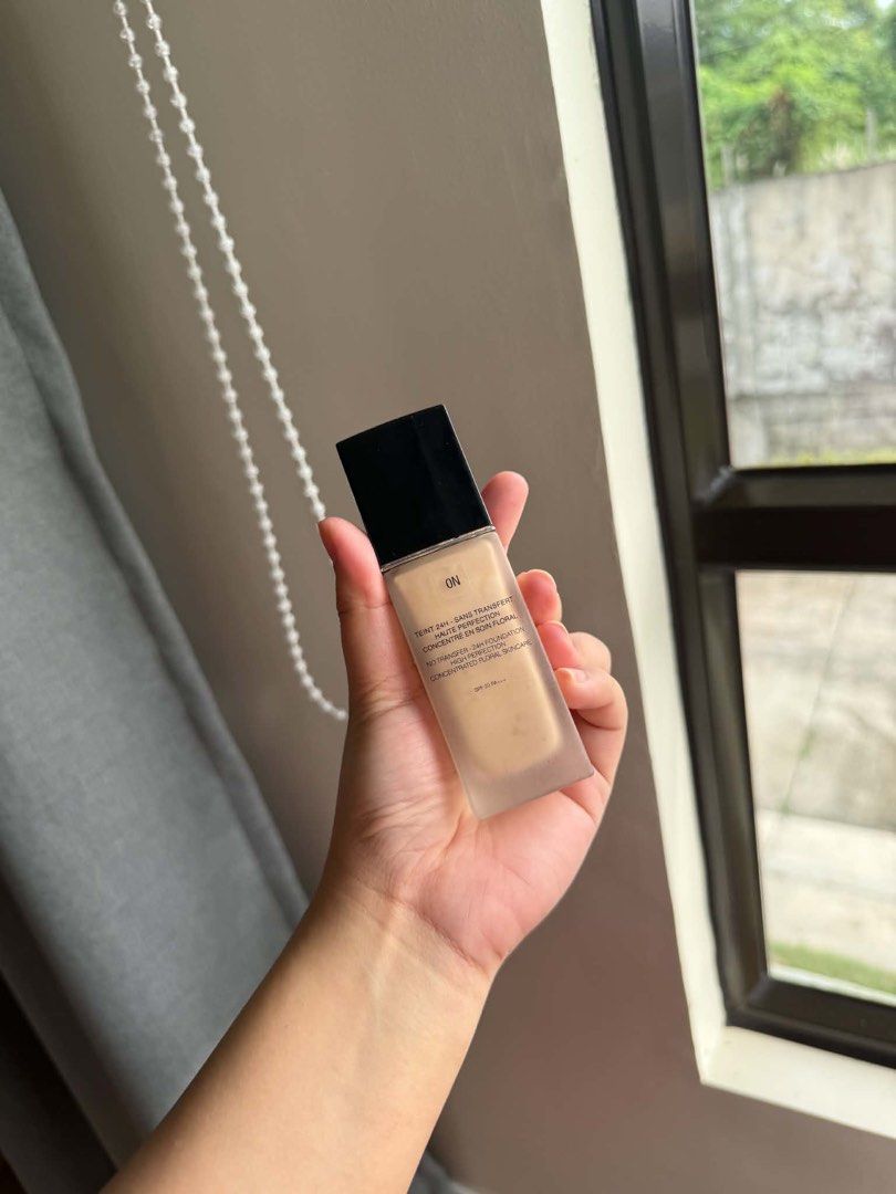 Dior Foundation (Category: Makeup) located in Cavite. Submitted by rexiedebelen (Listing ID 1466689863, Image 2). Description: Available in different shades .
