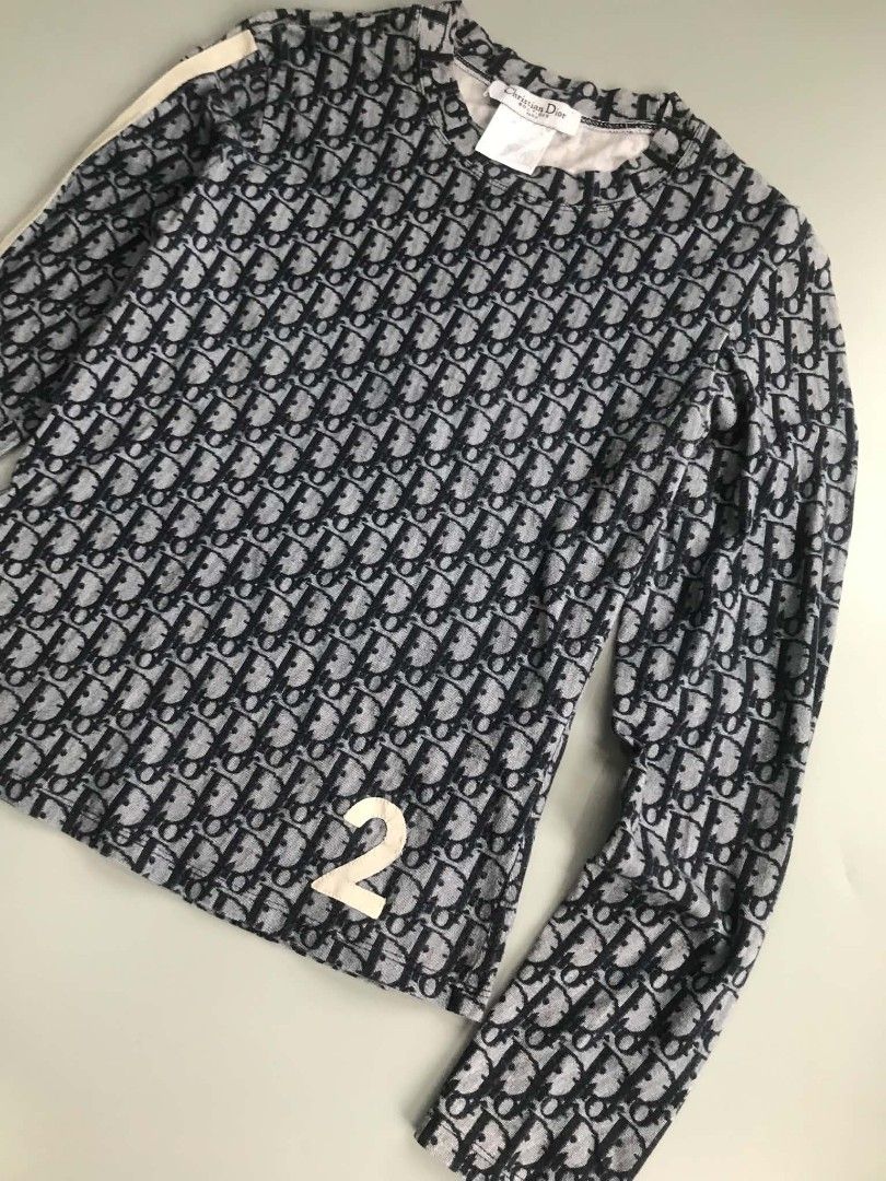 Dior galiano vintage (Category: Longsleeves) located in Santa Rosa. Submitted by _ba_mo_si_ (Listing ID 1466582130, Image 3). Description: 16 width 20 length Plus sf Dm.