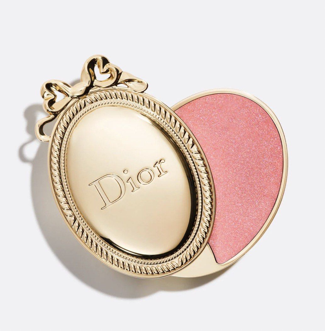 Dior Médaillon Holiday Collection 2026 (Category: Makeup) located in Quezon City. Submitted by missblogful (Listing ID 1466743170, Image 1). Description: - Preorder, 1k dp to get a slot - Rare and Coquette Collection - Authentic Dior Médaillon piece from the exclusive holiday collection - Gorgeous gold compact featuring classic Dior branding - Chic mirror-style design with a stunning pink glitter accent - Rare limited-edition item, perfect for ma