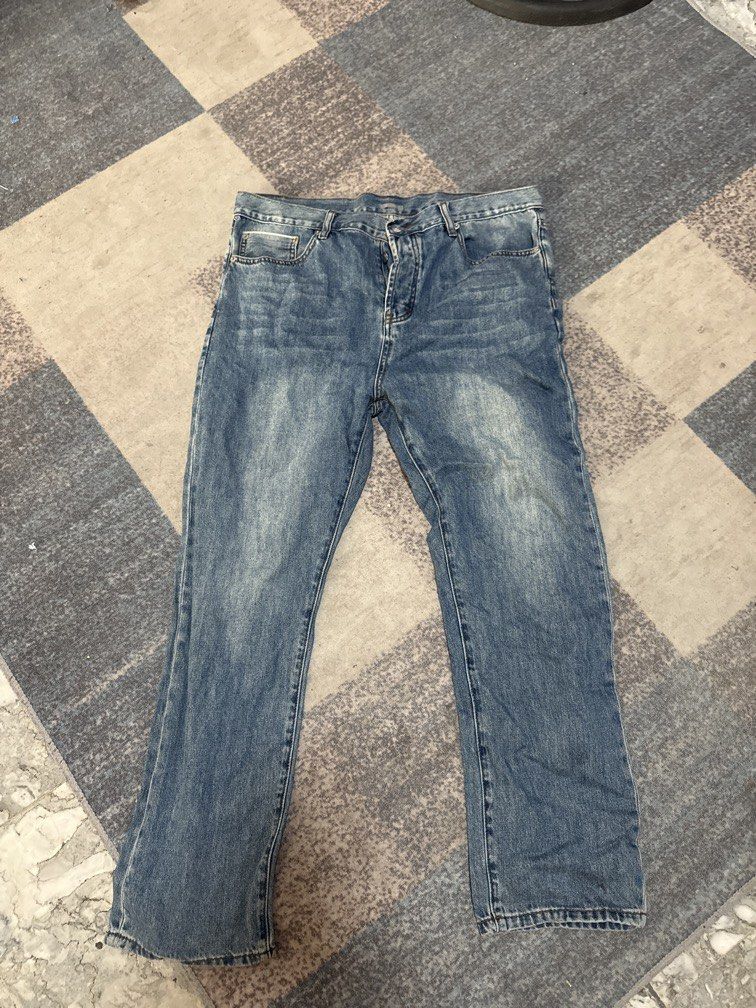 DIOR UNISEX PANTS (Category: Voice Recorders) located in Angeles City. Submitted by migs_font29 (Listing ID 1466771369, Image 1). Description: nice.
