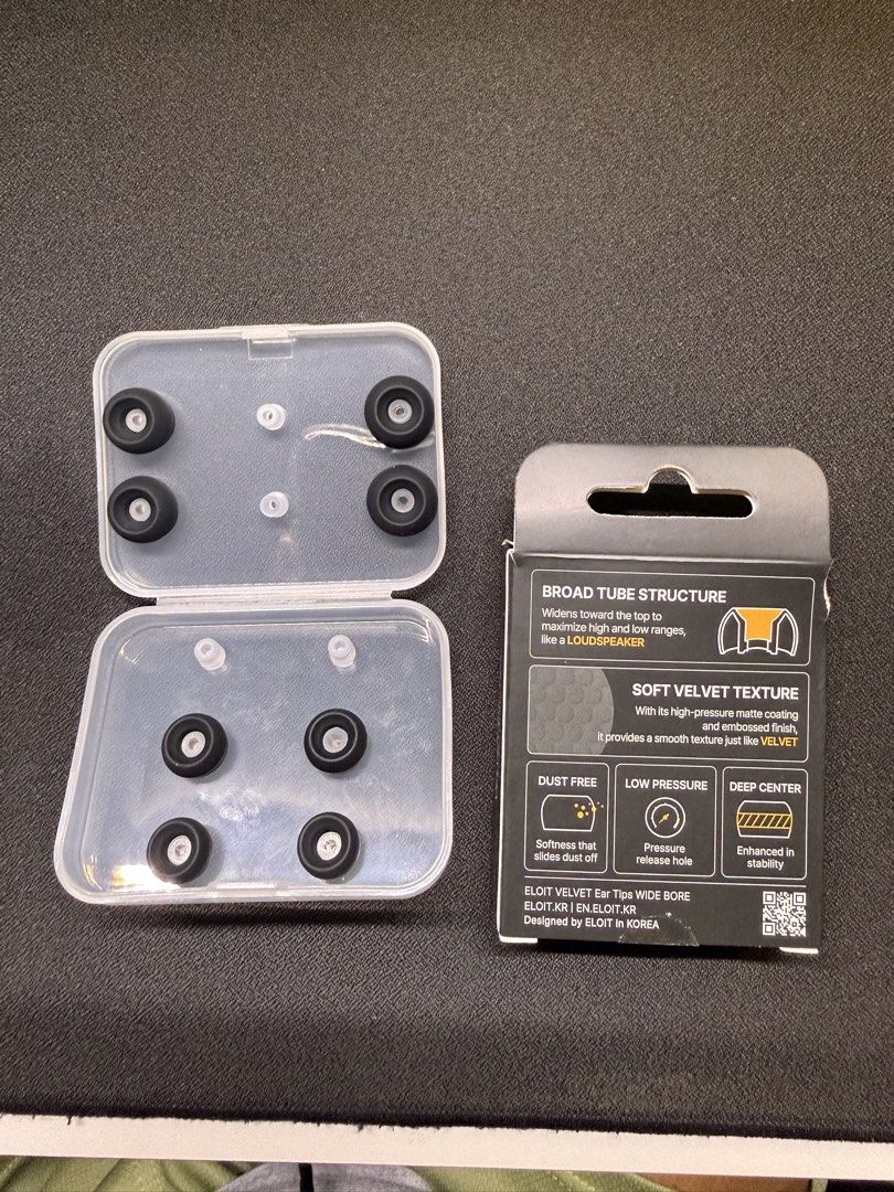 Divinus Eartips (Category: Earphones) located in Pateros City. Submitted by liebe.hehi (Listing ID 1466751024, Image 2). Description: Divinus Velvet Wide Bore Eartips Tested only (Sanitized) MS (Medium-Small) - 150 PHP ML (Medium-Large) -150 PHP Bnew/Untested Large - 200 PHP Small - 200 PHP If take all (600 PHP) No meetup (walang time) Can do video call for proof Gcash payment only. J&T/Lalamove (shipping fee will be shouldered by the buyer.) .