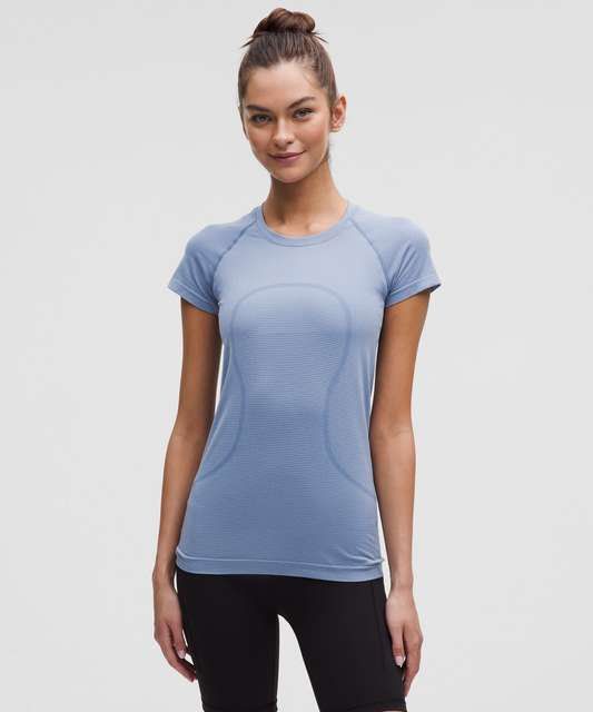 (Dot 8) Swiftly Tech Short-Sleeve Shirt (Category: Activewear) located in Marilao. Submitted by mermaidswimwear (Listing ID 1466576301, Image 1). Description: Large No logo Plus sf *like lululemon fabric.