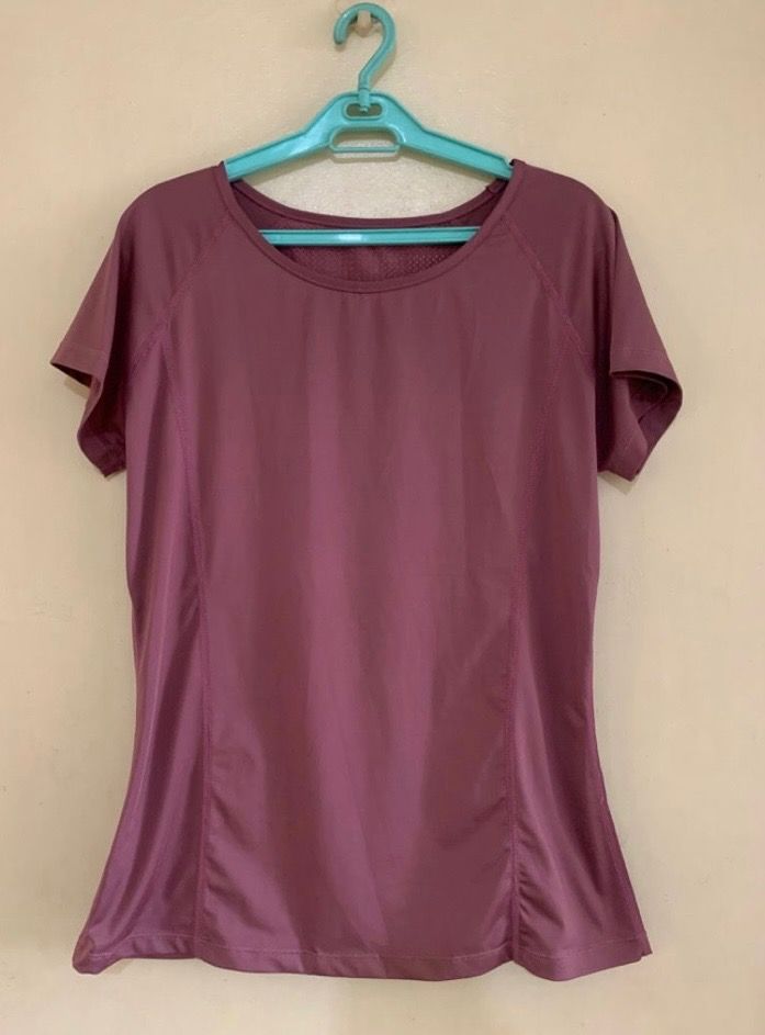 Drifit Running Shirt Womens (Category: Shirts) located in Valenzuela. Submitted by clickandshoppreloved (Listing ID 1466619266, Image 1). Description: Drifit Running Shirt Womens Onhand, XL Ontag, (24.5L x 17W) Color : Pink (Excellent Condition, Good As New).