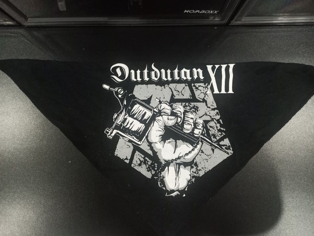 DUTDUTAN XII SOUVENIR BANDANA (Category: Other Merchandise) located in San Pablo. Submitted by papilhovz (Listing ID 1466673321, Image 1). Description: DUTDUTAN XII SOUVENIR BANDANA.
