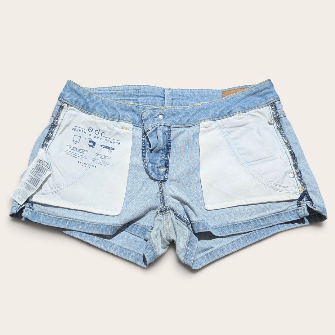 EDC Denim Low Rise Short For Womens (Category: Shorts) located in Manila. Submitted by louisethrift5950 (Listing ID 1466723352, Image 3). Description: EDC Low Rise Denim Shorts for Women Waist: 26” Location: Manila Area Delivery: Lalamove for nearby areas J&T for shipping Payment: GCash / MariBank.