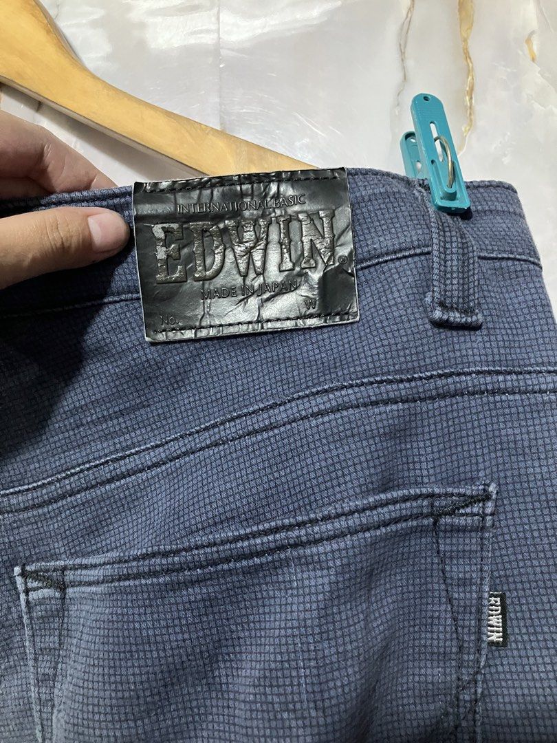 EDWIN REGULAR STRAIGHT FIT PANTS (Category: Joggers) located in General Mariano Alvarez. Submitted by adonid (Listing ID 1466621103, Image 3). Description: EDWIN REGULAR STRAIGHT FIT PANTS GOOD CONDITION NORMAL SIGN OF USAGE ONLY L38 W38.
