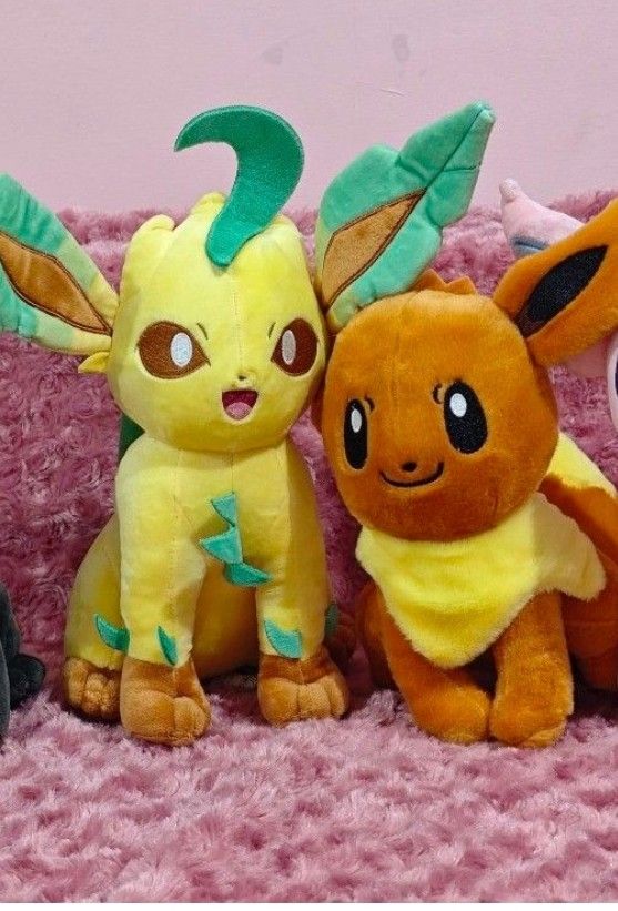 Eevee Pokemon set (china) (Category: Plushies & Soft Toys) located in Quezon City. Submitted by snowfrostkhloething (Listing ID 1464440477, Image 3). Description: .