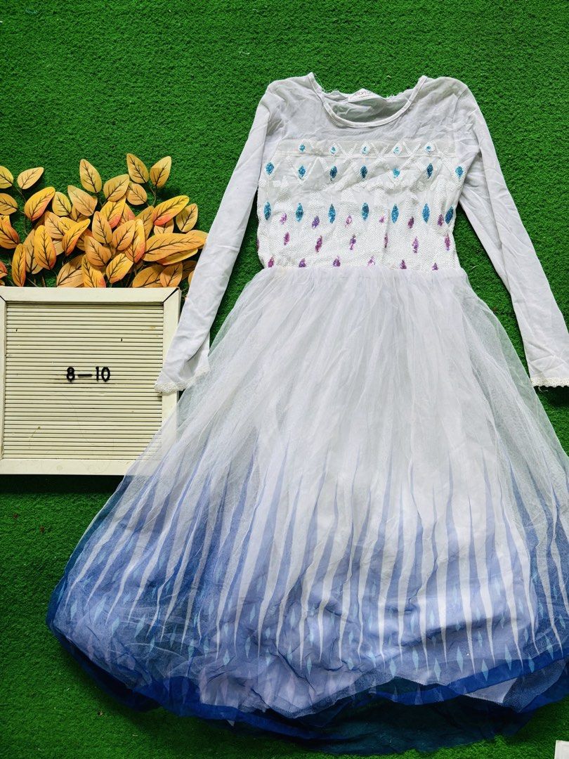 elsa costume (Category: Babies & Kids Fashion) located in San Mateo. Submitted by ariakid47 (Listing ID 1466636027, Image 1). Description: .