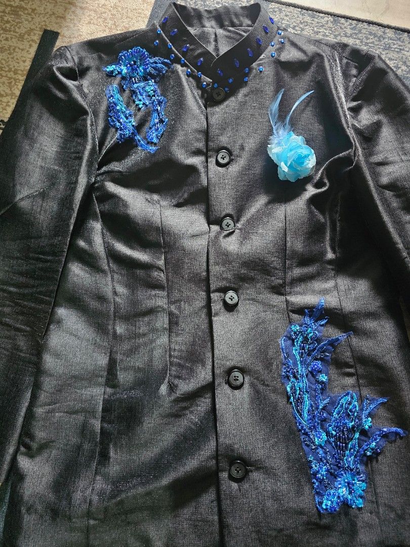 Embroidered Button-Down Shirt with Rhinestones (Category: Formal Shirts) located in Manila. Submitted by villoja0615 (Listing ID 1466589273, Image 3). Description: - Set of 2 statement button-down shirts: 1 grey (Size S) and 1 black - Eye-catching rhinestones and vibrant colorful floral embroidery - Unique embroidery designs featured on the chest and collar areas - Long sleeves with classic front button closures - Perfect standout pieces for part