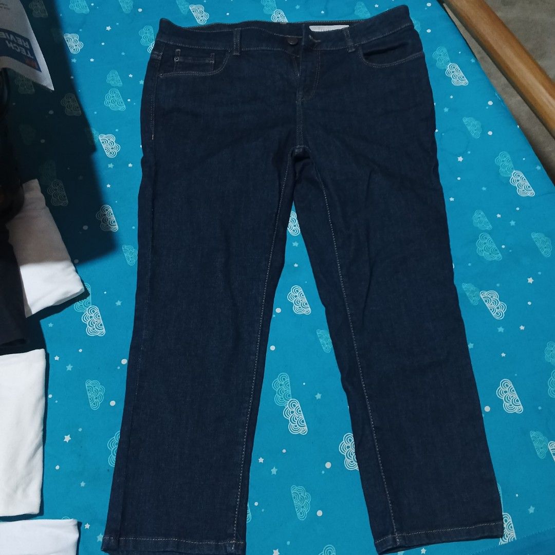 Esprit denim (Category: Announcements) located in Candaba. Submitted by ZaiSa14 (Listing ID 1466639390, Image 1). Description: package from Australia brandnew makikita naman sa tag original.