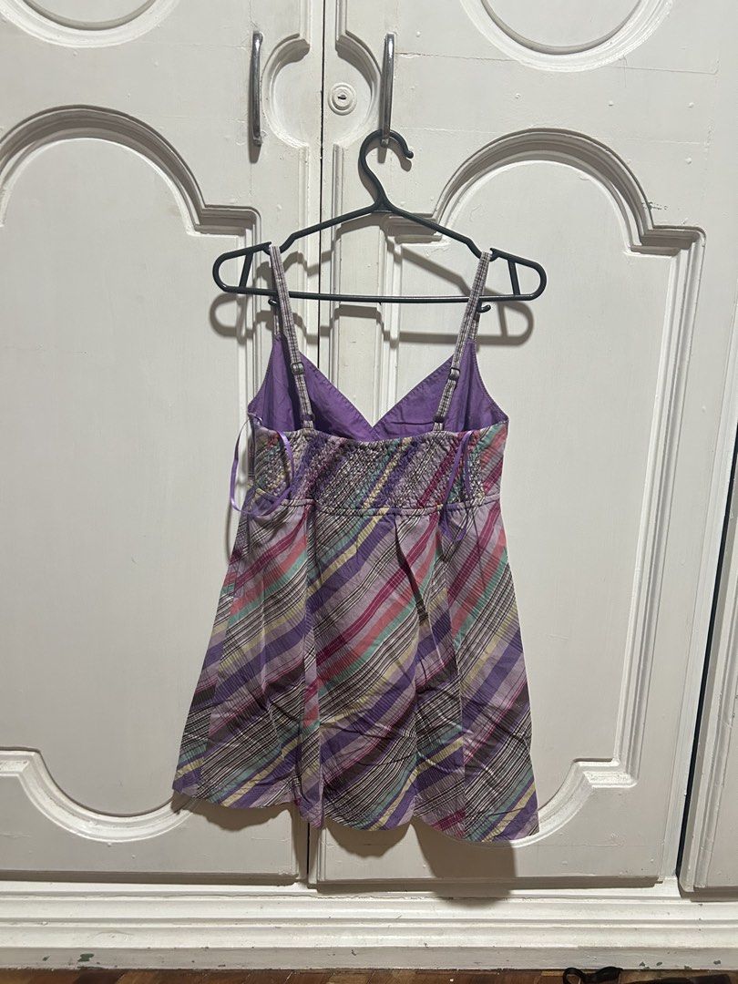Esprit plaid top (Category: Sleeveless) located in Meycauayan. Submitted by ms.einz (Listing ID 1466695917, Image 2). Description: - Brand: EDC - Size: XS #zara #bershka.