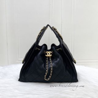 (Category: ) located in . Submitted by brands_lover (Listing ID 1466577409, Image 1). Description: .