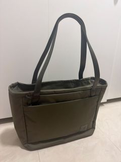（分類：）位於 。 由 manyeeyee 提交（商品編號 1466715130，圖片 1）。簡介： 。