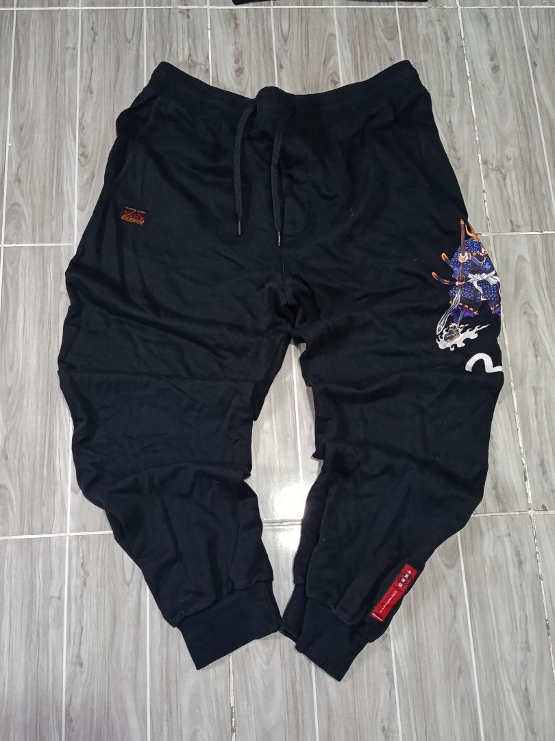 EVISU X OSAKA JOGGER PANTS (freeshipping) (Category: Joggers) located in Quezon City. Submitted by gyl-stop (Listing ID 1466722611, Image 1). Description: free shipping 38-44 x 39 excellent condi cr: 9.8/10 issue: none.