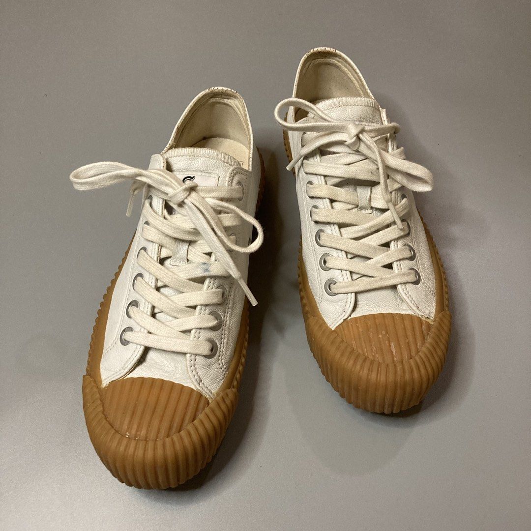 Excelsior Bolt Low Vulcanize Shoes (Category: Sneakers) located in Malaybalay. Submitted by spl3ndd_artifacts (Listing ID 1466773086, Image 1). Description: Like leather yung materials Size 8-8.5US.