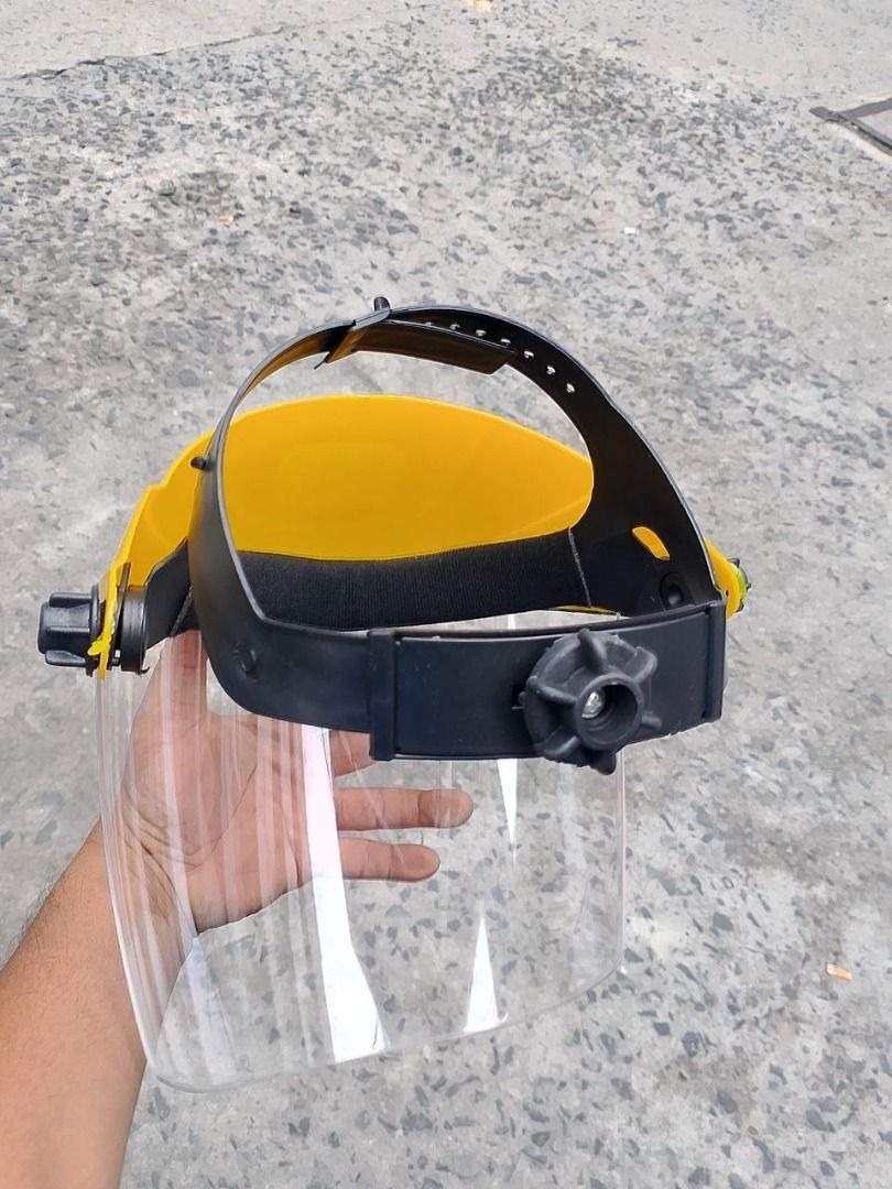 Face Shield Specs: yellow (Category: Everything Else Others) located in Manila. Submitted by 09171479278_elsie. (Listing ID 1466634437, Image 3). Description: Face Shield Specs: yellow.