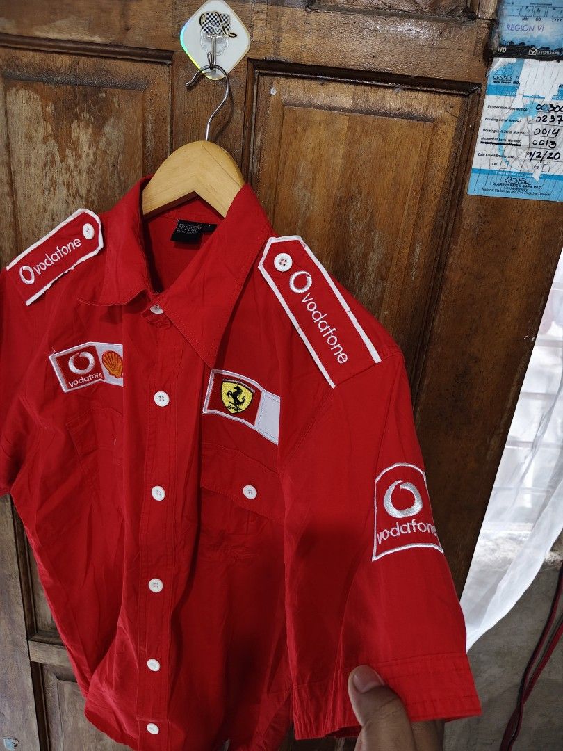 Ferrari x shell Button down (Category: Tshirts & Polo Shirts ) located in Iloilo. Submitted by branded-boy0422_16 (Listing ID 1466598514, Image 3). Description: Size Large Fits Xl W: 22 L: 29 Good as new Solid po nito.