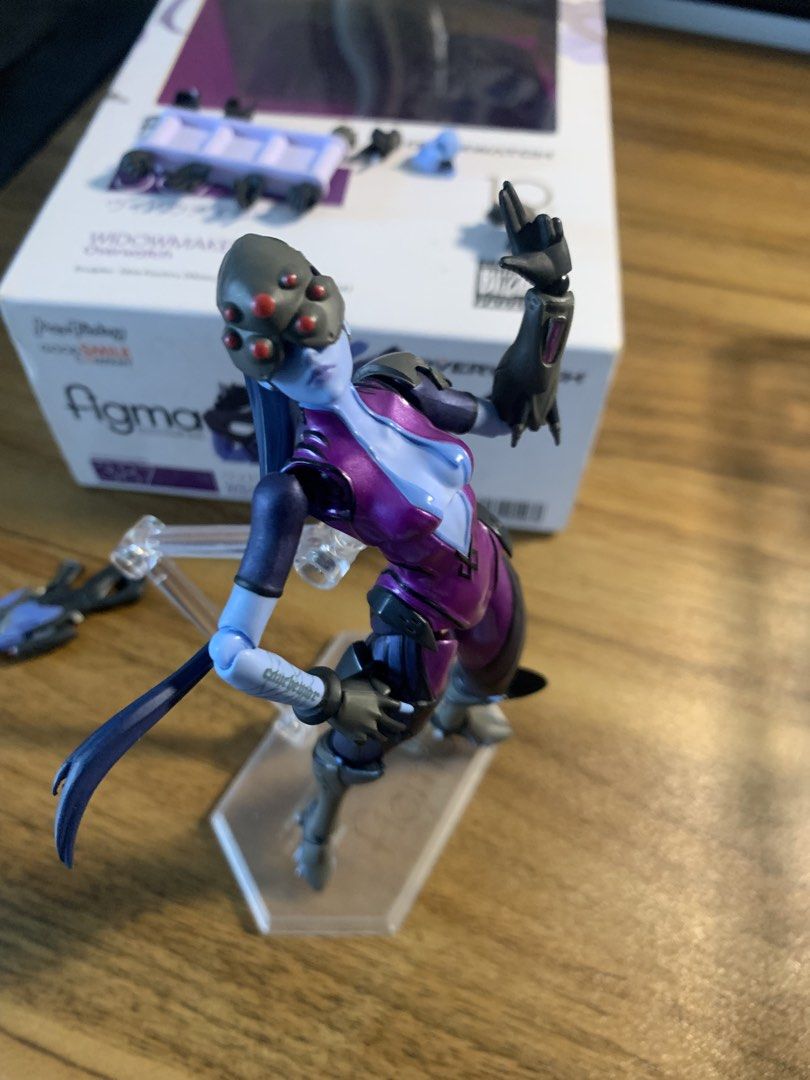 Figma Widowmaker (Category: Action & Battle Toys) located in Manila. Submitted by sellingmy.stuff (Listing ID 1466629226, Image 2). Description: - Official Figma #387 Widowmaker action figure from Overwatch - Manufactured by Max Factory / Good Smile Company - Great condition, no loose joints with complete accessories - Comes complete with original packaging and blister tray - Includes signature Widow's Kiss rifle, alternate faceplates, and displa