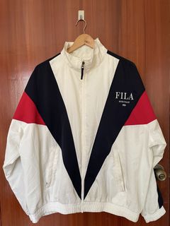 (Category: ) located in . Submitted by annyeongthriftcebu (Listing ID 1466634733, Image 1). Description: .