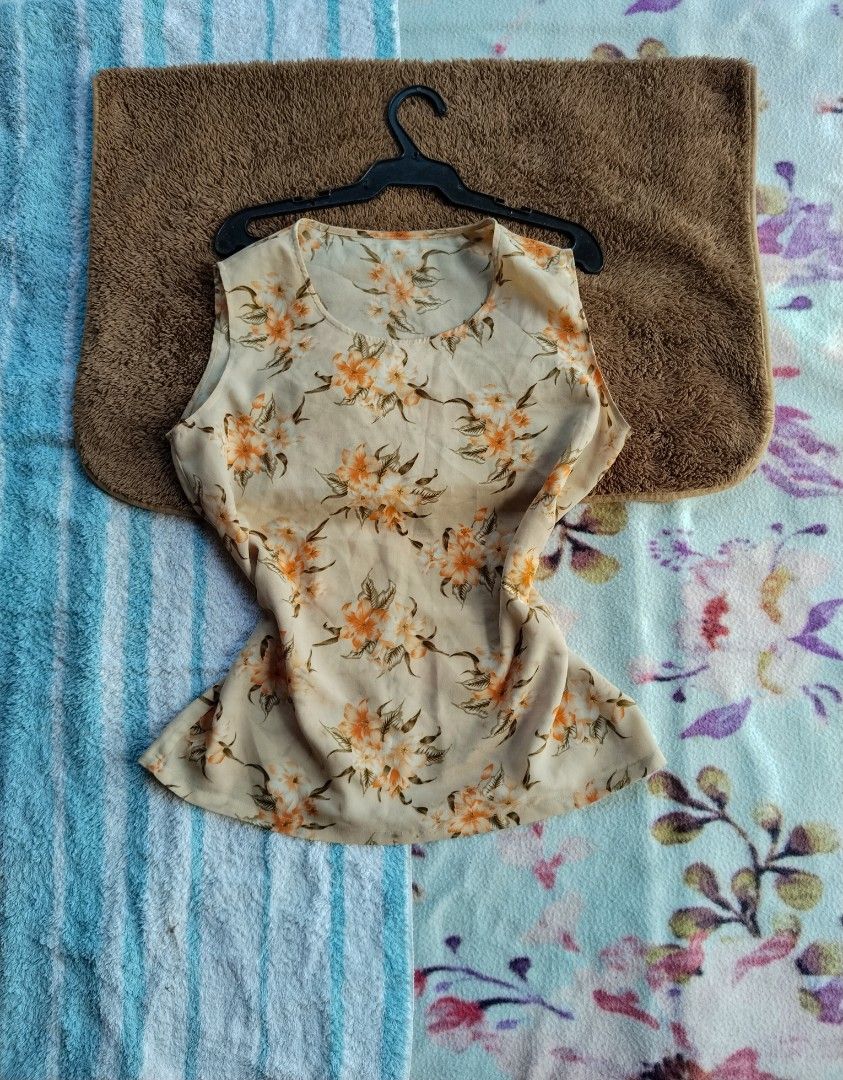 Floral (Category: Others Tops) located in Alaminos. Submitted by yanthrifshop19 (Listing ID 1466687265, Image 1). Description: 🏷Size—xs-m ╭୨୧────────────୨୧╮ �🧺 𝐋𝐢𝐥' 𝐑𝐞𝐦𝐢𝐧𝐝𝐞𝐫𝐬� ╰୨୧────────────୨୧╯ ౨ৎ Items are'nt brand new but in high conditions ౨ৎ color may appear lighter or darker due to lighting. ౨ৎ Mine now, pay after invoice is sent ✿ ୨୧ ─────────── ୨୧ 🧸 𝐆𝐂𝐚𝐬𝐡 payment first 📦 𝐃𝐫𝐨𝐩𝐩𝐢𝐧𝐠 • 𝐏𝐚𝐬𝐚𝐛𝐚𝐲 • 𝐒𝐡𝐢𝐩 — 