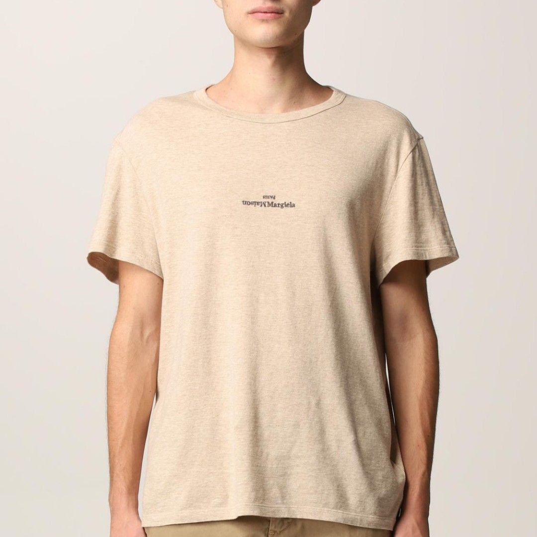 For Men - Maison Margiela - Mid Logo (Category: Tshirts & Polo Shirts ) located in Bacolod City. Submitted by drop.ph (Listing ID 1466727667, Image 1). Description: Maison Margiela - Mid Embroidered Authentic *Oversized, Blank Label *Size M - 23x27.5 *Excellent cloth *2 small holes *Price: 880php *Add SF if outside Bacolod City.