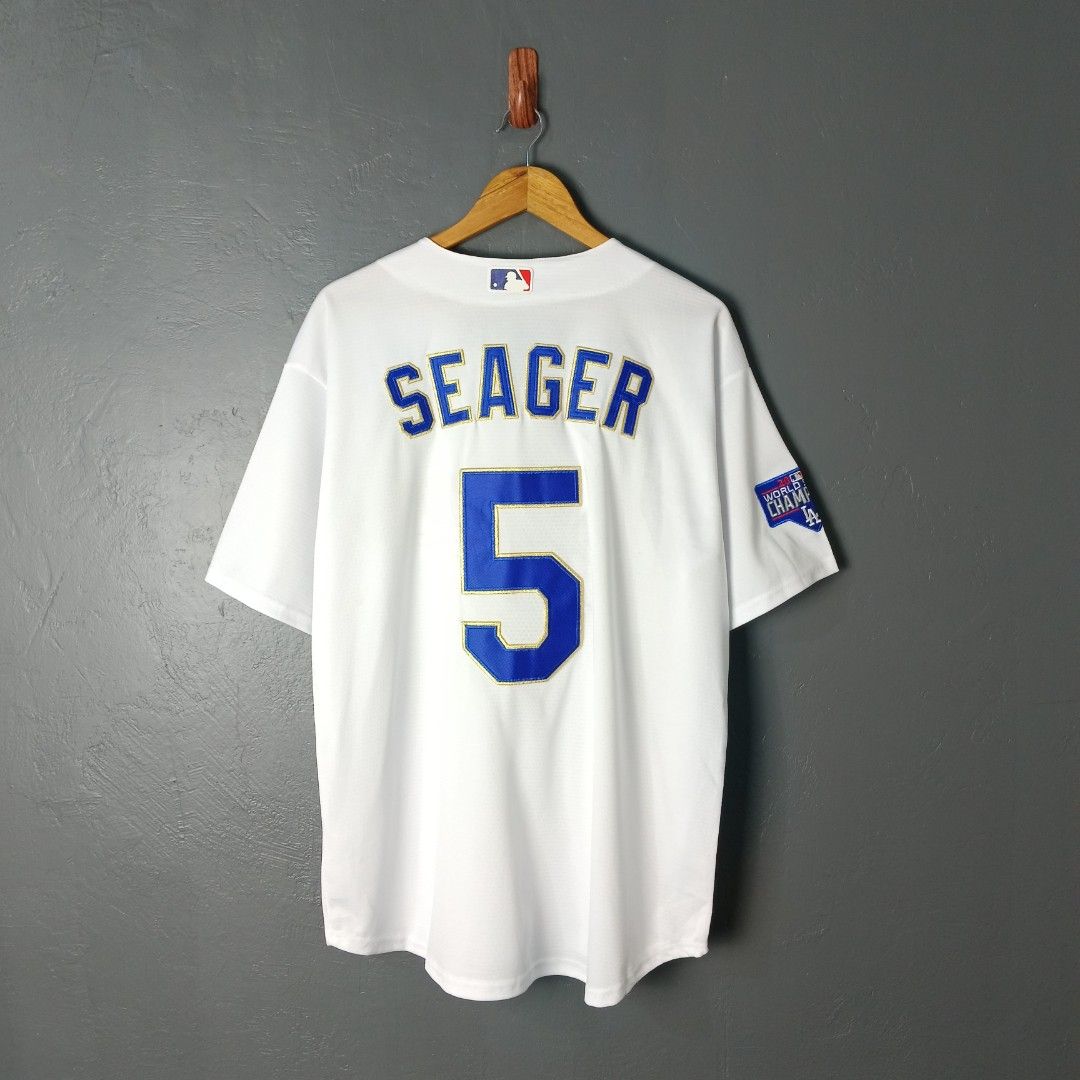 For Men - Seager - LA Dodgers Baseball Jersey (Category: Tshirts & Polo Shirts ) located in Bacolod City. Submitted by drop.ph (Listing ID 1466680816, Image 2). Description: Nike - LA Dodgers - World Series Jersey Corey Seager *Size L - 23.5x29, 30 Back *Excellent cloth *Minor (blue) stain at the back *Price: 1,200php *Add SF if outside Bacolod City .