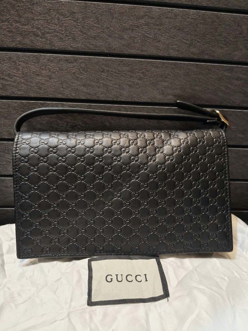 For sale (Category: Luxury Bags & Wallets) located in Manila. Submitted by grandbird.924227 (Listing ID 1466683599, Image 2). Description: .