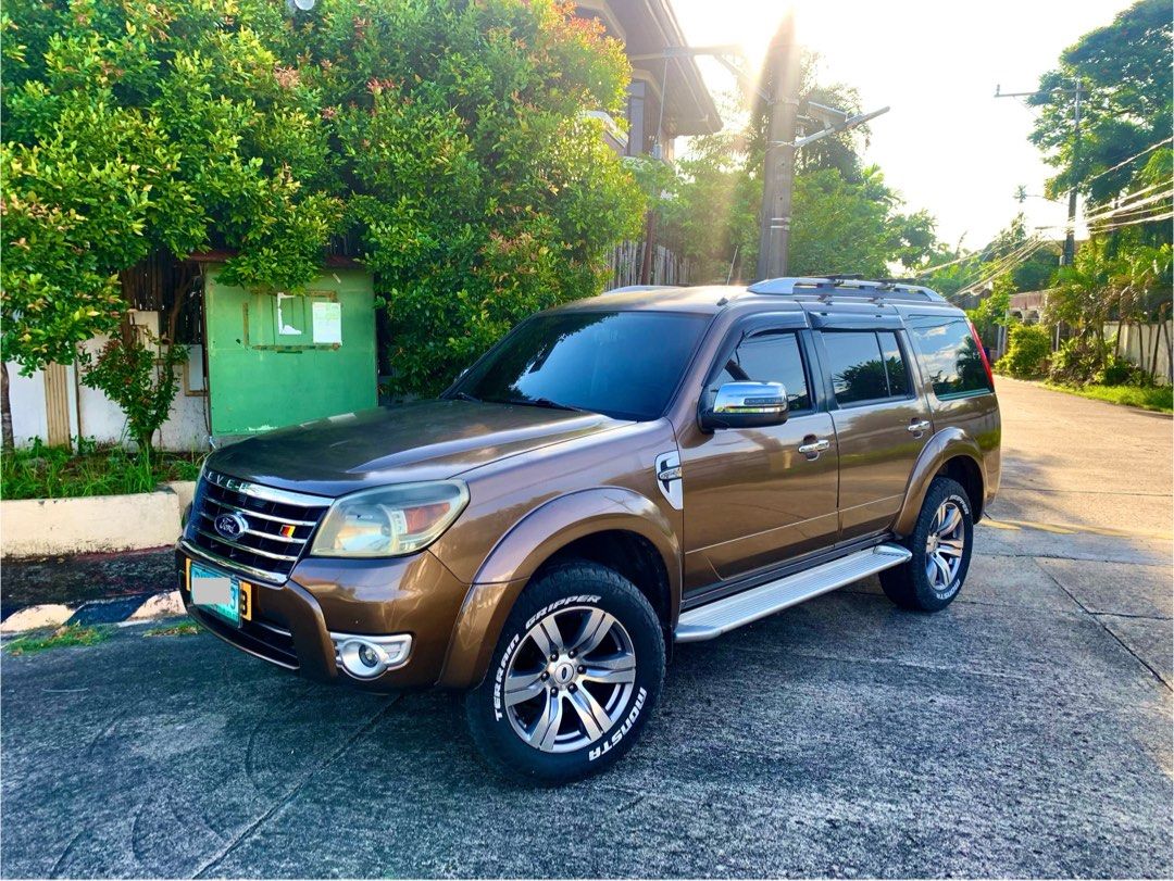 Ford Everest (Category: Used Cars) located in Las Pinas. Submitted by j.kierkin (Listing ID 1463681979, Image 1). Description: Ford Everest 4x2 Limited edition Superb engine condition Smooth shifting Solid underchassis Strong cold AC Orig paint Orig leather seats Complete original documents 📍Las Piñas.