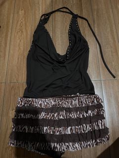 (Category: ) located in . Submitted by prettytrendsboutique (Listing ID 1466699919, Image 1). Description: .