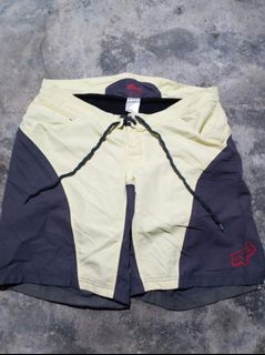(Category: ) located in . Submitted by thrift_raid (Listing ID 1466568641, Image 1). Description: .