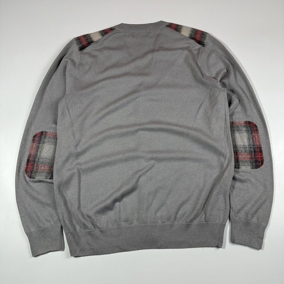 Fred Perry Elbow-Shoulders Wool Pannels Cardigan. (Category: Formal Shirts) located in Villasis. Submitted by draefindss_ph (Listing ID 1466589368, Image 2). Description: Fred Perry Elbow-Shoulders Wool Pannels Cardigan. 𝚂𝚒𝚣𝚎: L 𝙼𝚎𝚊𝚜𝚞𝚛𝚎𝚖𝚎𝚗𝚝 (𝚒𝚗𝚌𝚑𝚎𝚜) 𝚠𝚒𝚍𝚝𝚑: 23 𝚕𝚎𝚗𝚐𝚝𝚑: 30 Excellent Condition No issue 2,500 + sf only .