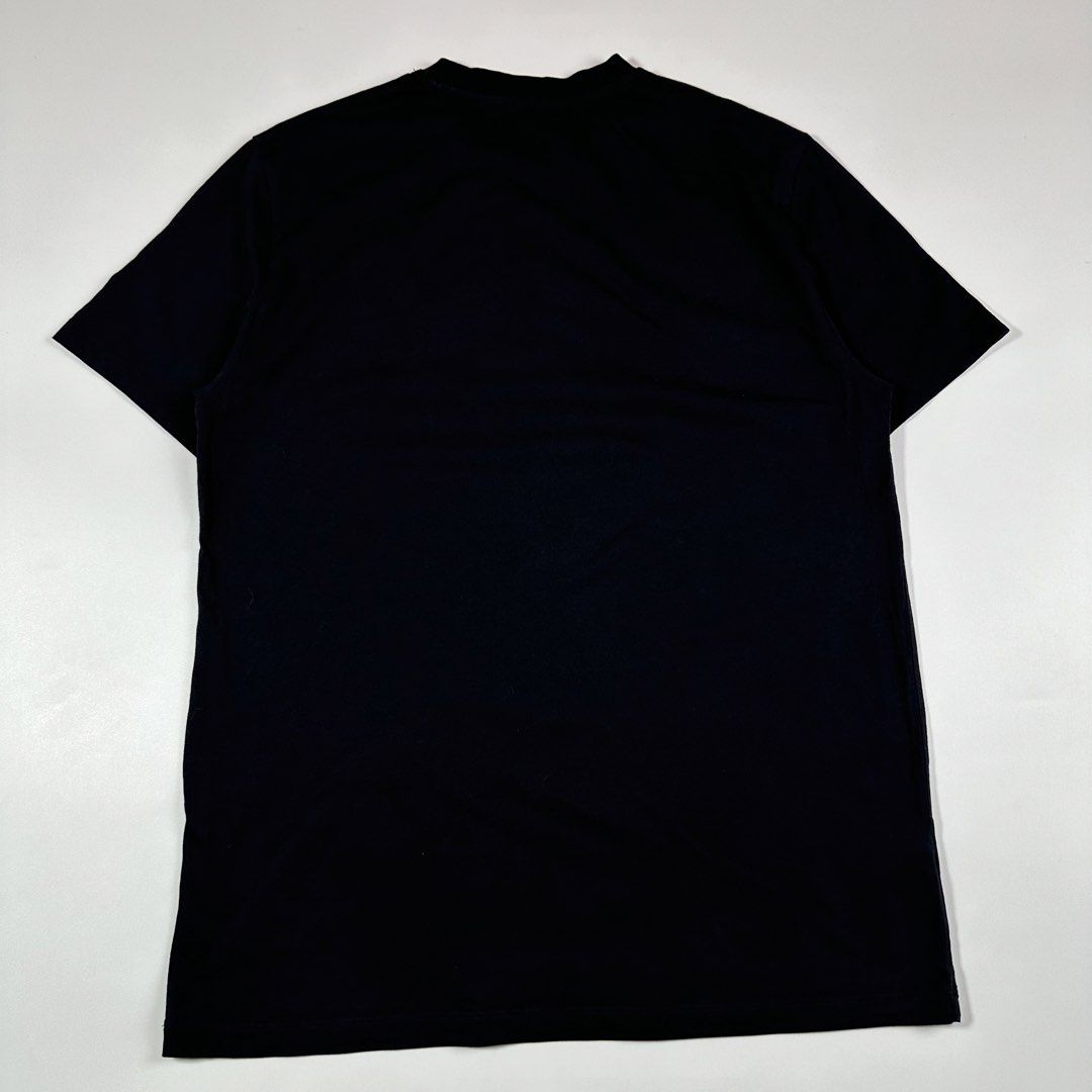 Fred Perry x Raf Simons Wreath T-Shirt. (Category: Tshirts & Polo Shirts ) located in Villasis. Submitted by draefindss_ph (Listing ID 1466587816, Image 3). Description: Fred Perry x Raf Simons Wreath T-Shirt. 𝚂𝚒𝚣𝚎: M 𝙼𝚎𝚊𝚜𝚞𝚛𝚎𝚖𝚎𝚗𝚝 (𝚒𝚗𝚌𝚑𝚎𝚜) 𝚠𝚒𝚍𝚝𝚑: 20.5 𝚕𝚎𝚗𝚐𝚝𝚑: 28.5 Excellent Condition No issue 3,500 + sf only .