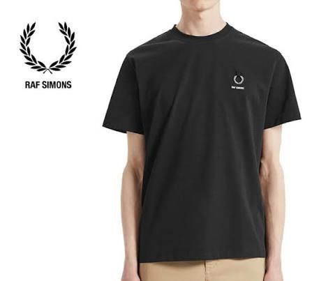 Fred Perry x Raf Simons Wreath T-Shirt. (Category: Tshirts & Polo Shirts ) located in Villasis. Submitted by draefindss_ph (Listing ID 1466587816, Image 1). Description: Fred Perry x Raf Simons Wreath T-Shirt. 𝚂𝚒𝚣𝚎: M 𝙼𝚎𝚊𝚜𝚞𝚛𝚎𝚖𝚎𝚗𝚝 (𝚒𝚗𝚌𝚑𝚎𝚜) 𝚠𝚒𝚍𝚝𝚑: 20.5 𝚕𝚎𝚗𝚐𝚝𝚑: 28.5 Excellent Condition No issue 3,500 + sf only .