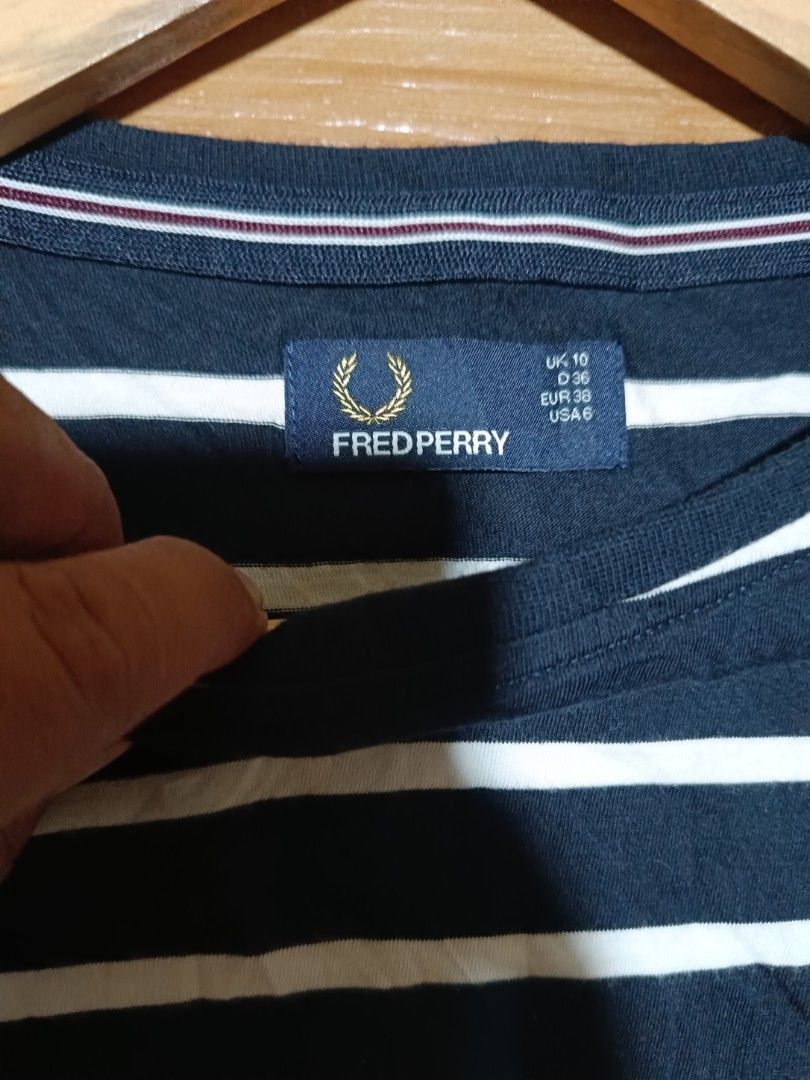 fredperry (Category: Shirts) located in Manila. Submitted by jheizkiehi39708 (Listing ID 1466770310, Image 3). Description: like new no.issue small to meduim 18x23 dimes.