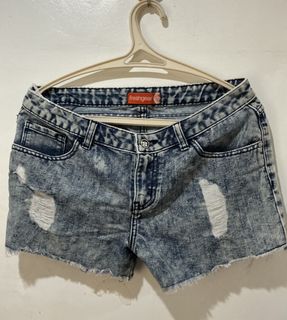 (Category: ) located in . Submitted by itsannag (Listing ID 1466613219, Image 1). Description: .