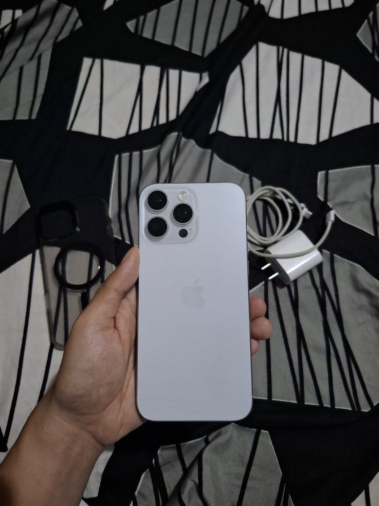 FS: IPHONE 16 PRO MAX (256GB) (Category: iPhone 16 Series) located in Paranaque City. Submitted by geewagen (Listing ID 1466607682, Image 1). Description: ORIGINAL & NOT REFURBISHED NO CRACKS/DENTS/DAMAGES SMOOTH LIKE BUTTER Storage: 256 GB Battery Health: 94% Condition: 1 year old, smooth and fully functional Inclusions: Original Box Original Type-C Cable Original Adapter Privacy Glass Case Price Negotiable for sure buyer Original SRP: ₱91,990 (