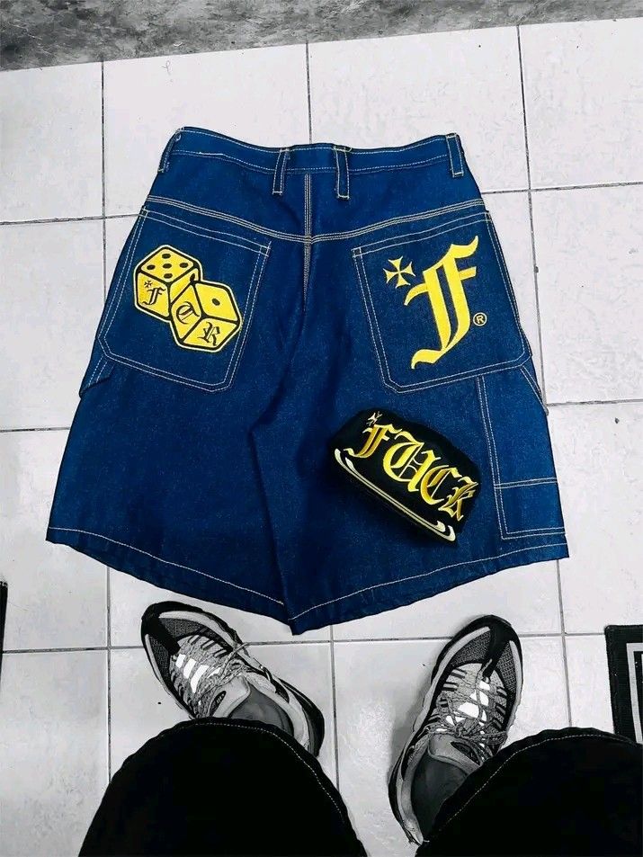 FTR JORTS (Category: Shorts) located in Manila. Submitted by thriftko_21 (Listing ID 1466593796, Image 1). Description: SIZE 34 CRISPY CONDITION PWEDE UTUSAN TUMATAYO MAGISA!.