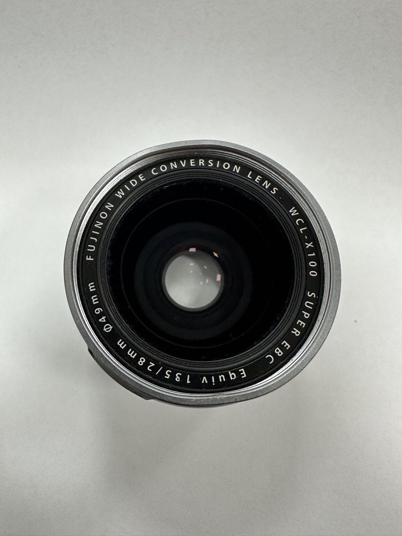 Fujifilm WCL-X100 Wide Conversion Lens Silver (Category: Lens & Kits) located in Manila. Submitted by arnteo (Listing ID 1466573850, Image 1). Description: Fujifilm WCL-X100 Wide Conversion Lens for X100 series Used but in good condition Kindly check the pictures for actual condition Free JJC Lens Hood Issue: Missing rear cap Rfs: Not being used Pickup: Muñoz, Nueva Ecija Shipping: LBC COP/COD with DP Thanks!.