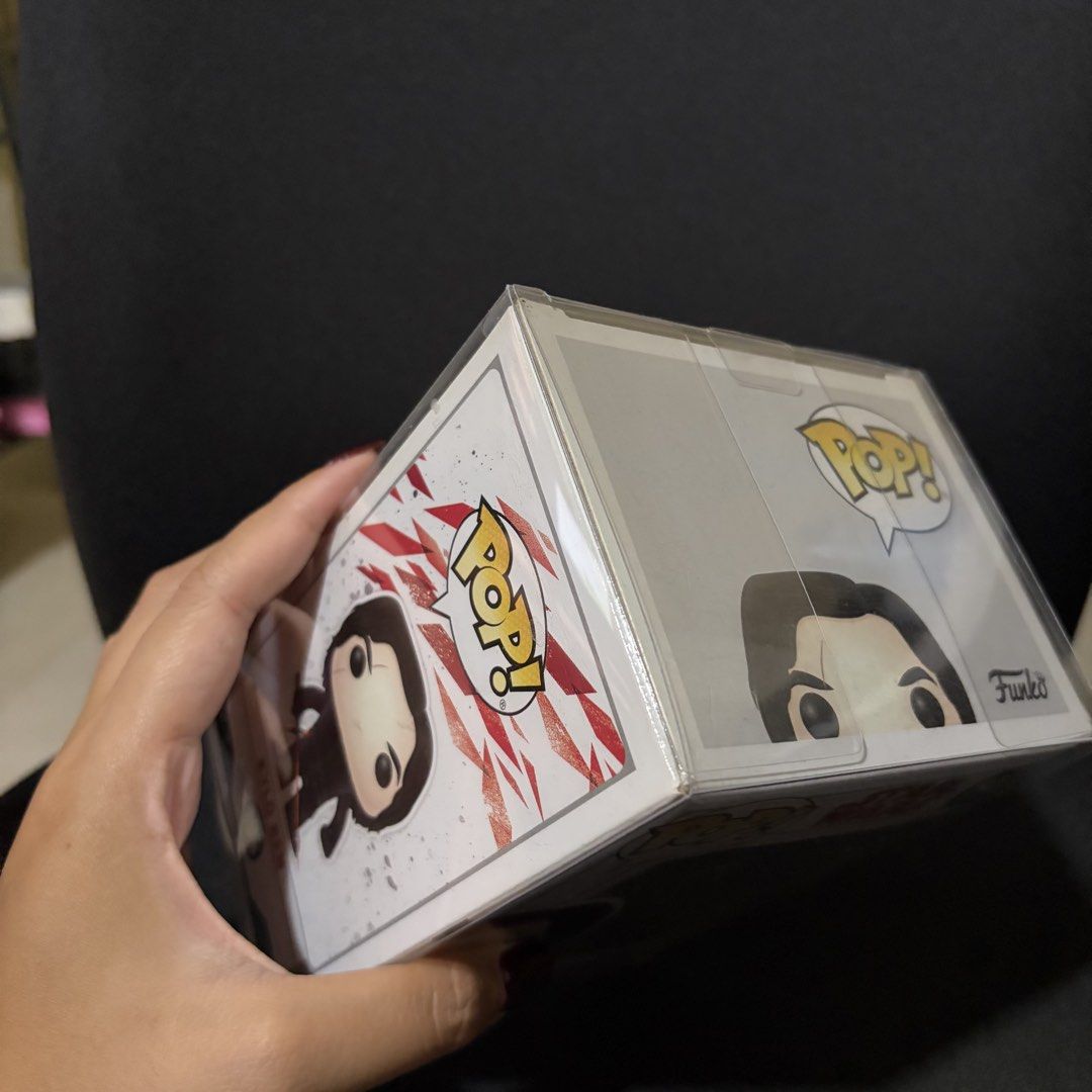 Funko Pop Figure - Kylo Ren (Category: Figurines & Statues) located in Las Pinas. Submitted by nicole.preloved25 (Listing ID 1466651025, Image 2). Description: Negotiable but NO LOWBALLING. ACTUAL PHOTOS ARE ALREADY POSTED. NEVER been opened its original box..