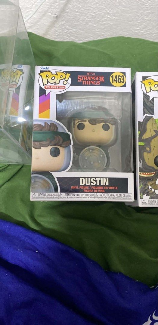 Funko Pop Netflix Stranger Things Dustin 1463 (Category: Designer & Blind Box Toys) located in Manila. Submitted by cyyruss (Listing ID 1466719049, Image 1). Description: - WITH CASE - Item: Funko Pop! Stranger Things Dustin Vinyl Figure - Lineup: Number 1463 - Condition: Brand new in original packaging with clear display window - Perfect for: Stranger Things fans and Funko collectors - Location: Metro Manila, Philippines - Shipping: Fast shippin