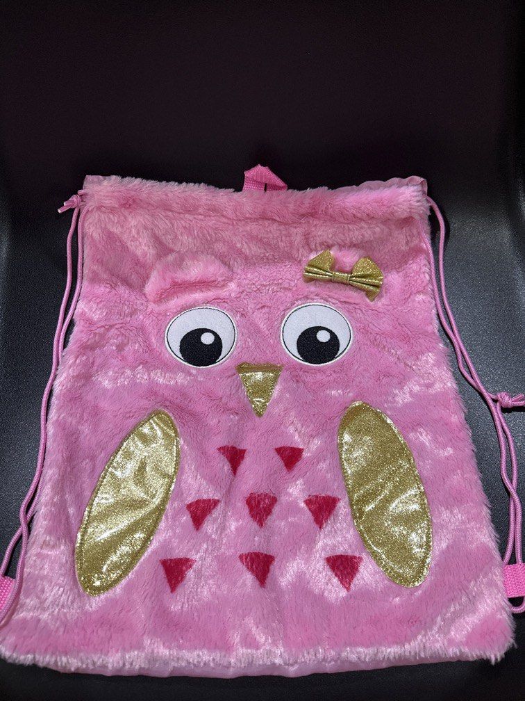 Fur Drawstring Bag Kids (Category: Carriers & Slings) located in Manila. Submitted by krystalchewey_ (Listing ID 1466604457, Image 1). Description: Used Actual Photo Posted 150php Animal design .
