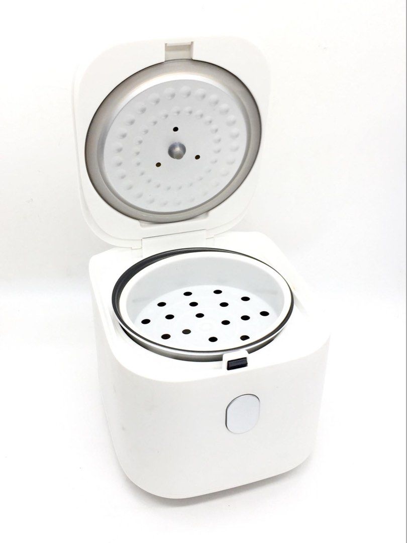 GAABOR GR-S25D 400W Digital Rice Cooker (Category: Cookers) located in Pasay City. Submitted by meostore (Listing ID 1466602010, Image 2). Description: GAABOR GR-S25D 400W Digital Rice Cooker -Model no.: GR-S25D -Power rating: 400 watts -Capacity: 2L-2.5L -Fits up to 5 cups ~ 1kg rice -Multiple preset functions (cook rice, soup broth, porridge etc.) NOTE: Please expect minimal scratches or paintchips. Actual photos are as posted..