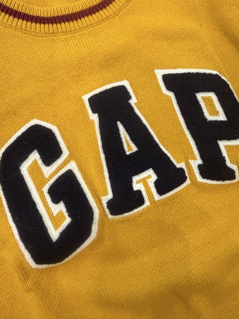Gap kids 3y sweater (Category: Babies & Kids Fashion) located in Makati City. Submitted by nmvs1 (Listing ID 1466578900, Image 3). Description: Gap kids boys sweater 3y Great condition.