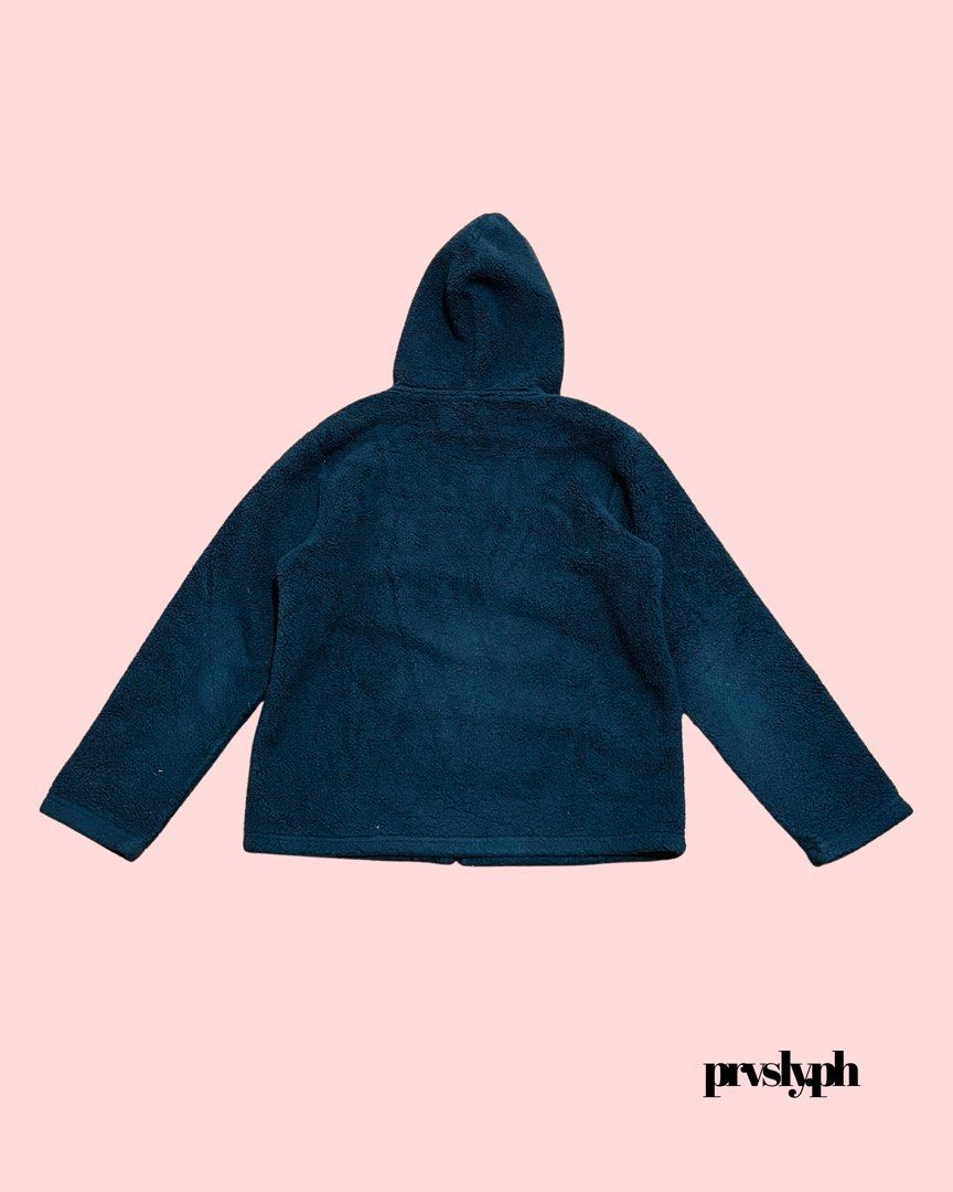 GAP Sherpa-Fleece Athletic Jacket - Black (Category: Coats, Jackets and Outerwear) located in Castillejos. Submitted by prvsly.ph (Listing ID 1466721444, Image 2). Description: * Authentic/Legit * Best Fit: Medium * Width: 50 cm * Length: 61 cm * Color Rate: 9 * Like New Condition * Issue: Minimal Fleece Flattening PRICE: ₱600.00 + SF 🧾 MOP: Cash/GCash/BDO 📦 We Ship Nationwide via J&T 📍Castillejos, Zambales.