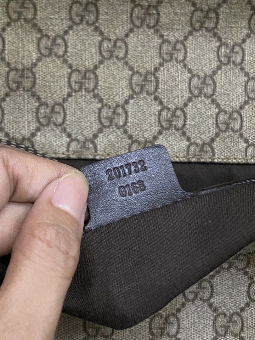 GG Messenger Bag (Category: Sling Bags) located in Manila. Submitted by grandowl_5653cd (Listing ID 1466570785, Image 3). Description: Gucci Messenger Bag.