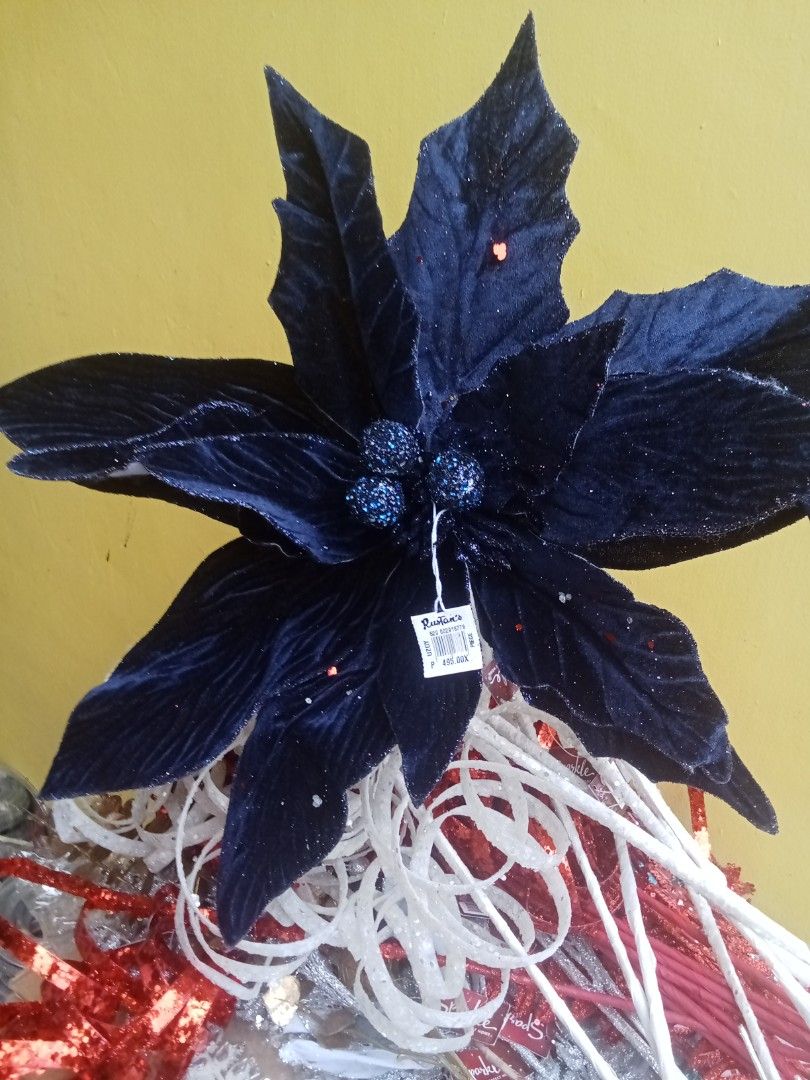 Giant Pointsettia Navy Blue (Category: Artificial Plants & Flowers) located in Rizal. Submitted by ellengreen18 (Listing ID 1466647110, Image 3). Description: 14 Pieces available Velvet Pointsettia Mall Pullout fr Rustan's Orig. price: P495/pc. MOP: Gcash only Sf for buyer's account Deliver thru Lalamove,Grab or JNT.
