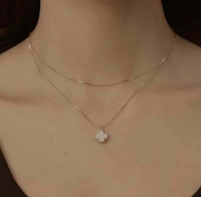 Gold Clover Necklace and Bubble Ring Set (Category: Necklaces) located in Escalante. Submitted by satidayz (Listing ID 1466706419, Image 1). Description: Shop Callie Necklace and Ring Set 🪷 🍥 necklace — stainless steel (used only once) 🍥 ring — adjustable 🍥 see last pic for proof of purchase sa 🍊 app 🍥 dm for inquiries 📍negros occ 🚛 j&t 💸 maribank, gcash 📦 no rush shipping please .
