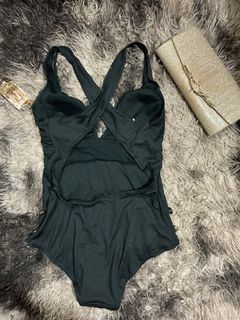(Category: ) located in . Submitted by de_annecloset (Listing ID 1466677607, Image 1). Description: .