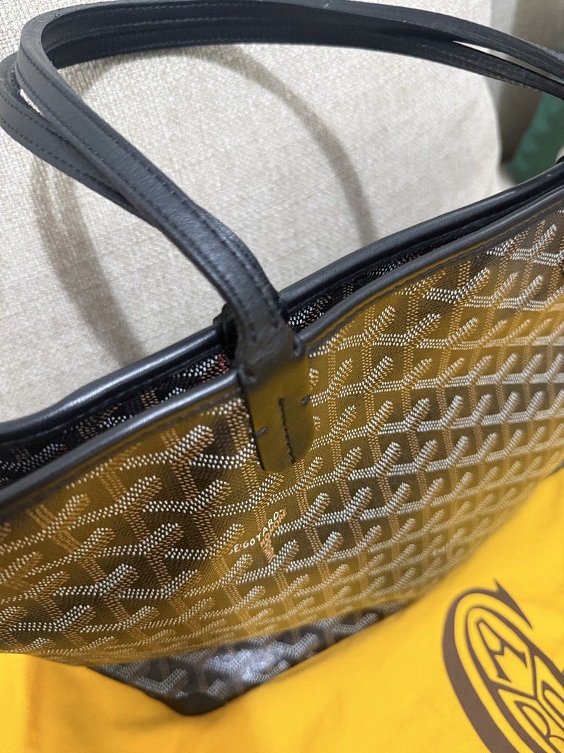 Goyard Artois PM (Category: Luxury Bags & Wallets) located in Batangas. Submitted by ilovedyoulllove (Listing ID 1466590772, Image 3). Description: Rank 9/10.